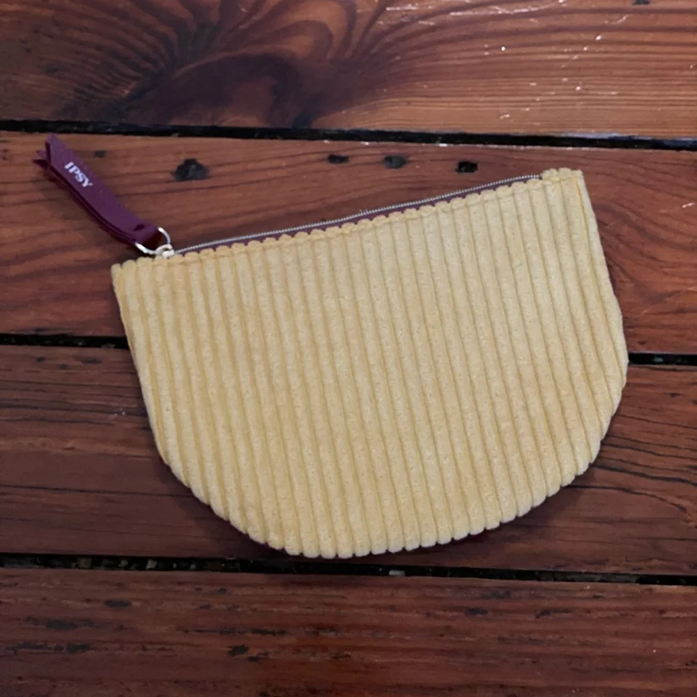 ipsy cosmetic bag
